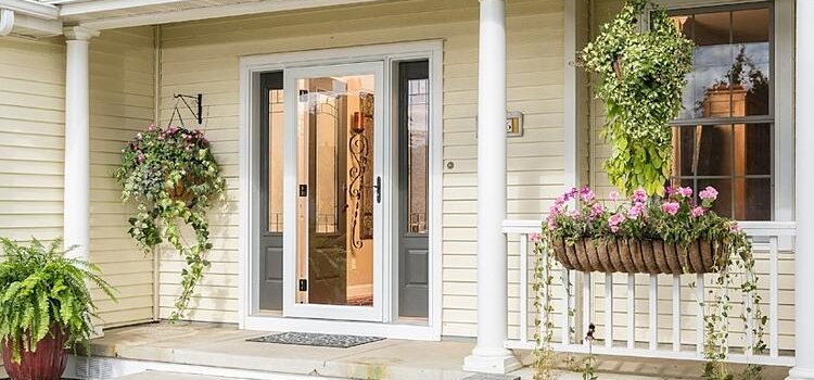 screen door installation in Gepps Cross